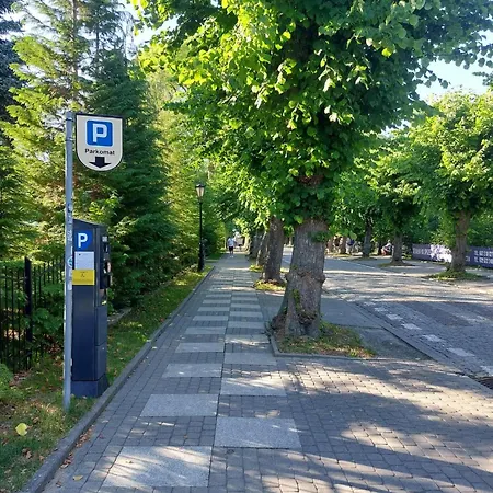 Mielno, Do Plazy 350 Metrow, Parking W Cenie